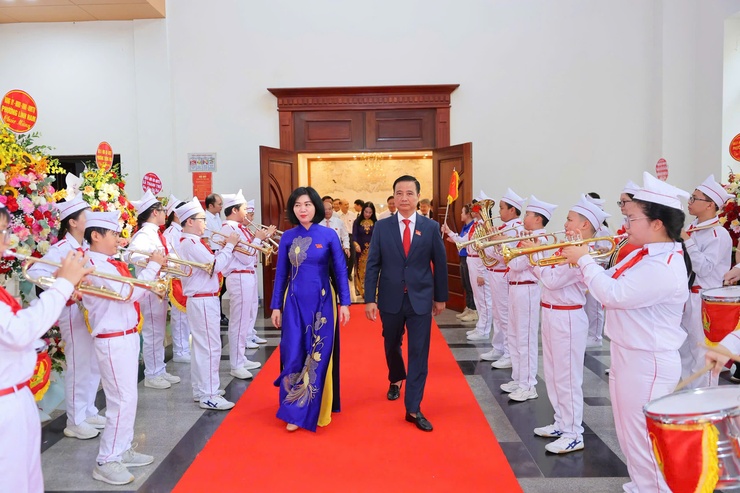 ĐẠI HỘI ĐẠI BIỂU ĐẢNG BỘ PHƯỜNG HOÀNG MAI LẦN THỨ I, NHIỆM KỲ 2025-2030 THÀNH CÔNG TỐT ĐẸP!- Ảnh 1.