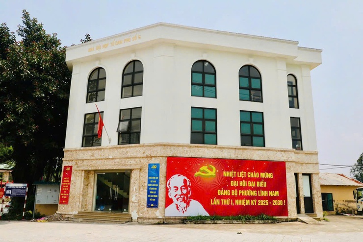 Phường Lĩnh Nam rực rỡ cờ hoa chào mừng Đại hội Đại biểu Đảng bộ Phường lần thứ I, nhiệm kỳ 2025-2030- Ảnh 3.