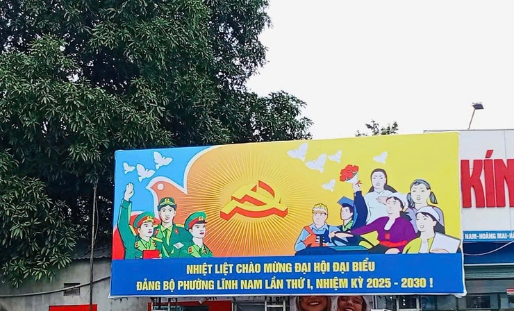 Phường Lĩnh Nam rực rỡ cờ hoa chào mừng Đại hội Đại biểu Đảng bộ Phường lần thứ I, nhiệm kỳ 2025-2030- Ảnh 7.