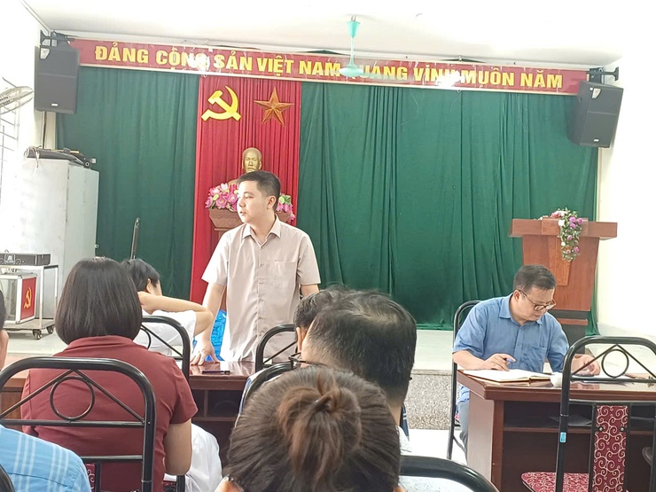 Trạm Y tế phường thông báo tình hình kiểm tra, giám sát ổ dịch Tại TDP số 12 Kiều Mai phường Xuân Phương- Ảnh 4.