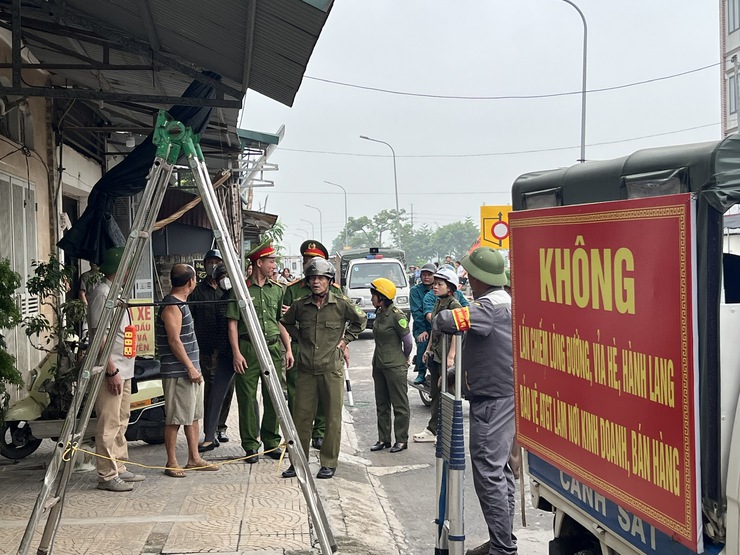 Xã Tam Hưng không để vi phạm trật tự tái diễn từ quyết tâm của chính quyền đến đồng thuận của nhân dân- Ảnh 1.