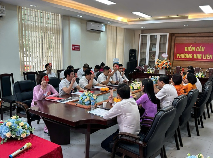 ĐẠI HỘI CÁC CHI BỘ TRỰC THUỘC ĐẢNG BỘ CÁC CƠ QUAN ĐẢNG, CÁC CHI BỘ TRỰC THUỘC ĐẢNG BỘ ỦY BAN NHÂN DÂN PHƯỜNG KIM LIÊN- Ảnh 10.