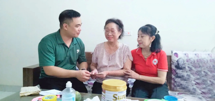 Nữ trưởng thôn giỏi hòa giải, khéo dân vận- Ảnh 1.