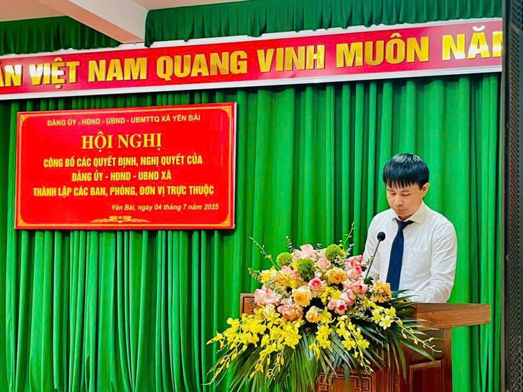 Xã Yên Bài tổ chức hội nghị công bố các quyết định thành lập các phòng ban, đơn vị trực thuộc và bổ nhiệm cán bộ.- Ảnh 5.