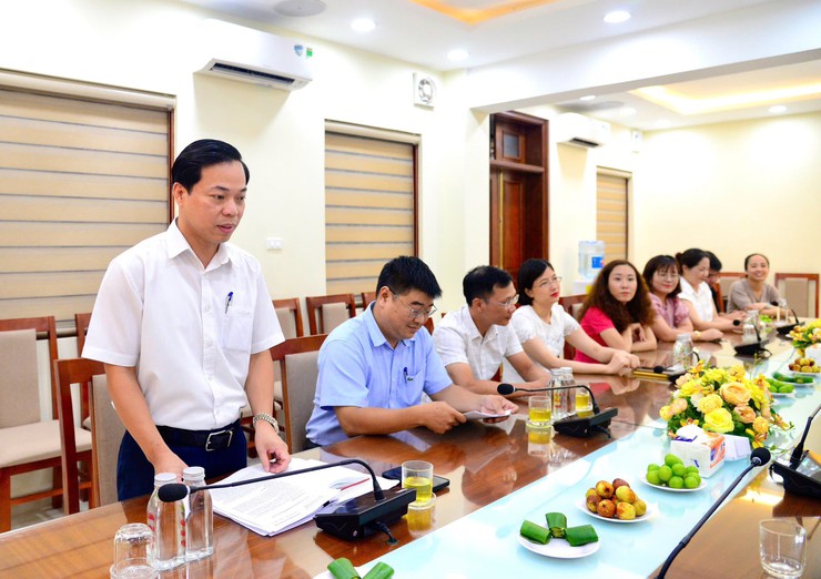 Đoàn Đảng ủy phường Hoàn Kiếm làm việc với Ủy ban MTTQ Việt Nam phường và Trung tâm Chính trị khu vực Hoàn Kiếm- Ảnh 4.