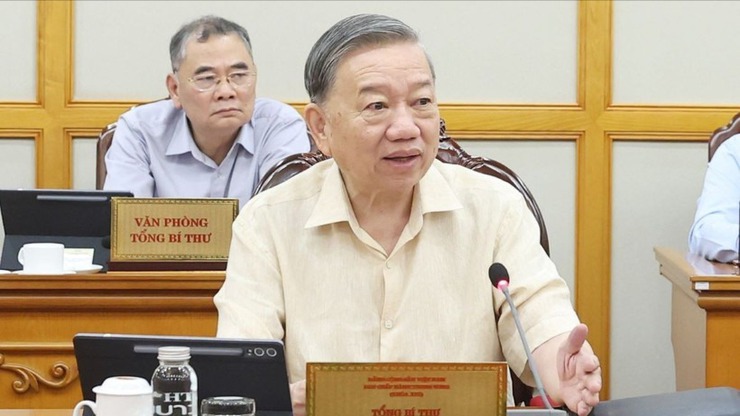 Kịp thời tháo gỡ khó khăn khi vận hành bộ máy mới- Ảnh 1.