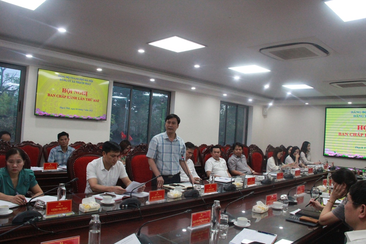 Ban chấp hành Đảng bộ xã Thạch Thất thảo luận về quy chế hoạt động, kế hoạch Đại hội Đảng bộ lần thứ nhất, nhiệm kỳ 2025 - 2030- Ảnh 1.
