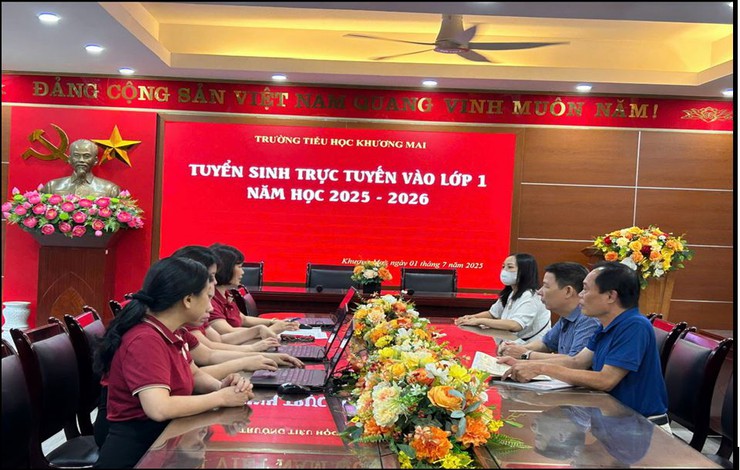Phường Phương Liệt: Tuyển sinh trực tuyến lớp 1 năm học 2025-2026 trên địa bàn phường, đảm bảo tiến độ.- Ảnh 1.