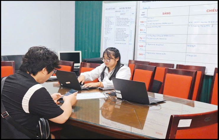 Phường Phương Liệt: Tuyển sinh trực tuyến lớp 1 năm học 2025-2026 trên địa bàn phường, đảm bảo tiến độ.- Ảnh 4.