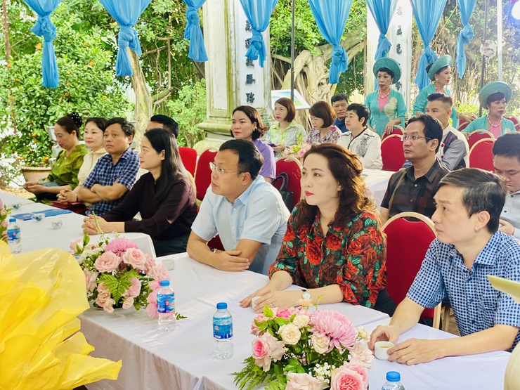 Phường Ba Đình: Long trọng tổ chức Khánh đản Ngày tiệc Thánh Mẫu Thoải Phủ năm 2025 tại Đền Thủy Trung Tiên- Ảnh 1.
