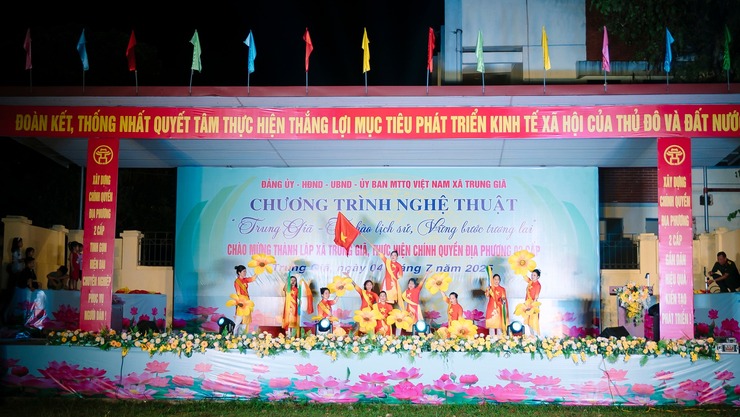 CHƯƠNG TRÌNH NGHỆ THUẬT CHÀO MỪNG THÀNH LẬP XÃ TRUNG GIÃ- Ảnh 3.