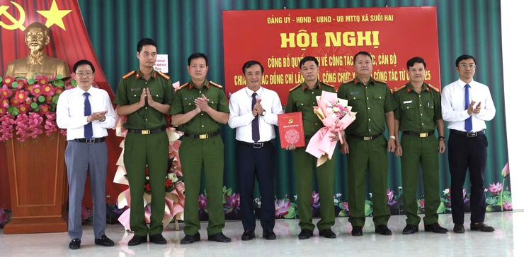 Xã Suối Hai công bố các Quyết định về thành lập các cơ quan, bổ nhiệm cán bộ- Ảnh 8.