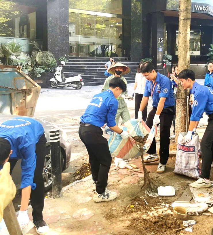 Cán bộ, đoàn viên, hội viên, Nhân dân phường Cầu Giấy tích cực tham gia tuyên truyền hưởng ứng mô hình Chính quyền địa phương hai cấp- Ảnh 3.