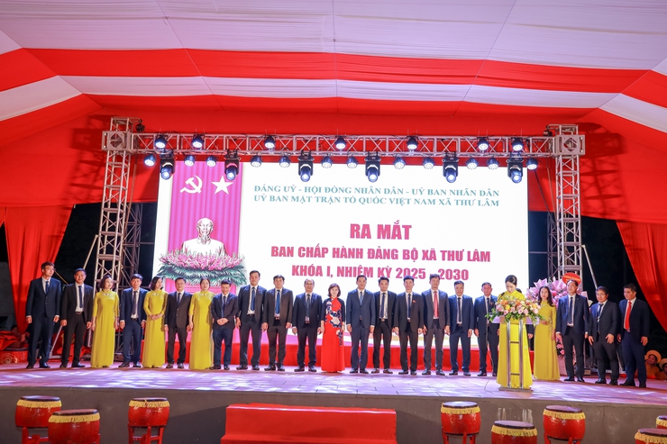 XÃ THƯ LÂM  TỔ CHỨC CHƯƠNG TRÌNH NGHỆ THUẬT VỚI CHỦ ĐỀ “SÁNG MÃI NIỀM TIN THEO ĐẢNG” CHÀO MỪNG NGÀY THÀNH LẬP XÃ THƯ LÂM, NGÀY 01/7/2025.- Ảnh 3.