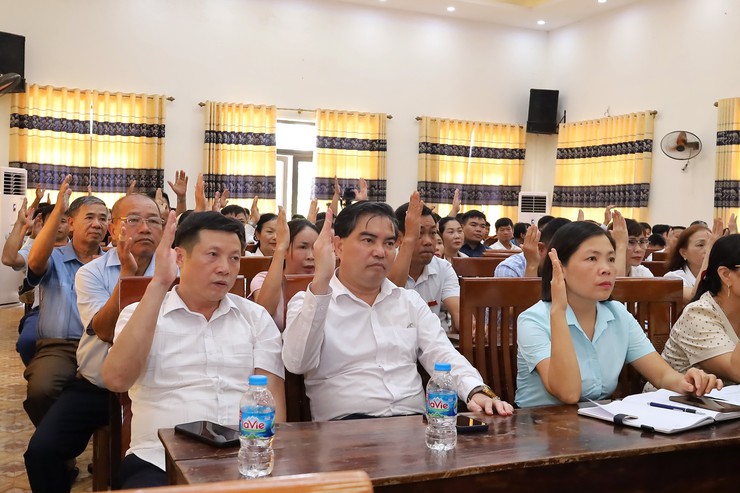 HĐND xã Trần Phú khoá XX, nhiệm kỳ 2021-2026: tổ chức thành công kỳ họp thứ hai- Ảnh 4.