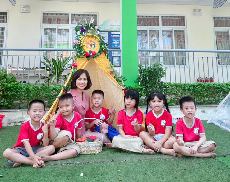 Nữ Hiệu trưởng say mê sáng tạo vì học sinh thân yêu- Ảnh 2.