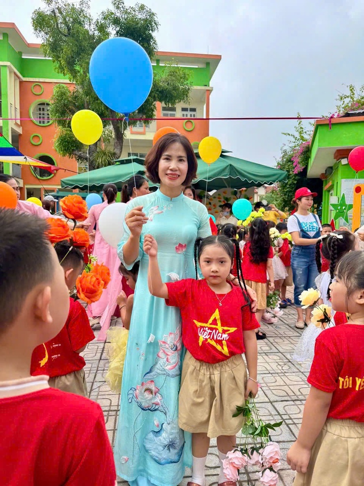 Nữ Hiệu trưởng say mê sáng tạo vì học sinh thân yêu- Ảnh 3.