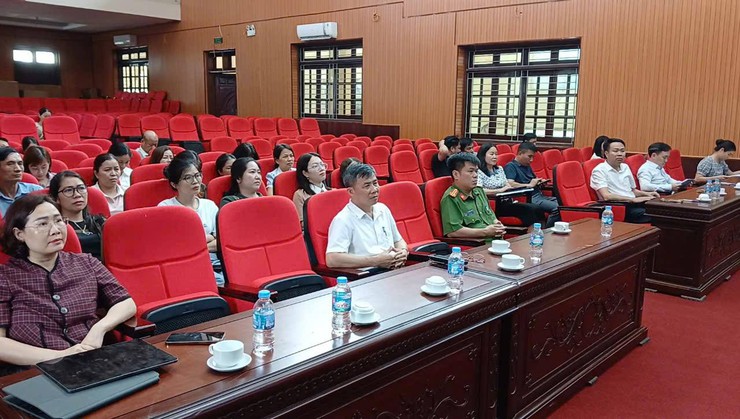 UBND xã Hòa Lạc tổ chức Hội nghị công bố Quyết định thành lập và bổ nhiệm cán bộ Trạm Y tế xã- Ảnh 4.