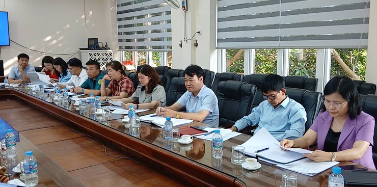 Đảng bộ xã Hòa Lạc tổ chức Hội nghị Ban Chấp hành: Thông qua nhiều nội dung trọng tâm về công tác xây dựng Đảng và phát triển kinh tế - xã hội- Ảnh 4.