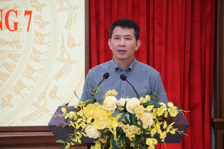 BÍ THƯ ĐẢNG ỦY PHƯỜNG CỬA NAM DỰ SINH HOẠT CHI BỘ TẠI TỔ DÂN PHỐ: TRỰC TIẾP LẮNG NGHE Ý KIẾN CỦA CÁN BỘ, ĐẢNG VIÊN- Ảnh 2.