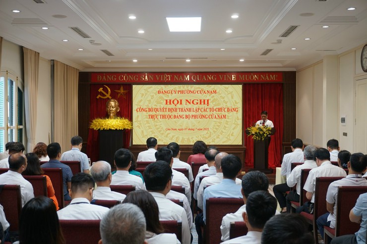 CÔNG BỐ QUYẾT ĐỊNH THÀNH LẬP 83 TỔ CHỨC CƠ SỞ ĐẢNG THUỘC ĐẢNG BỘ PHƯỜNG CỬA NAM- Ảnh 1.