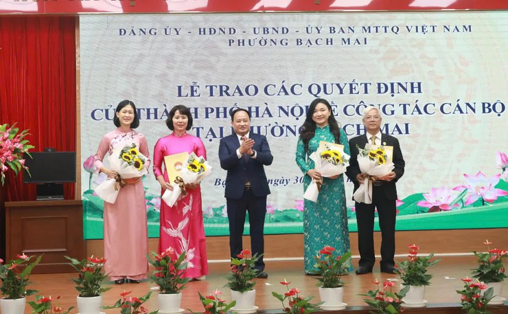 Chỉ định Chủ tịch, Phó Chủ tịch Ủy ban nhân dân phường Bạch Mai nhiệm kỳ 2021 - 2026- Ảnh 1.