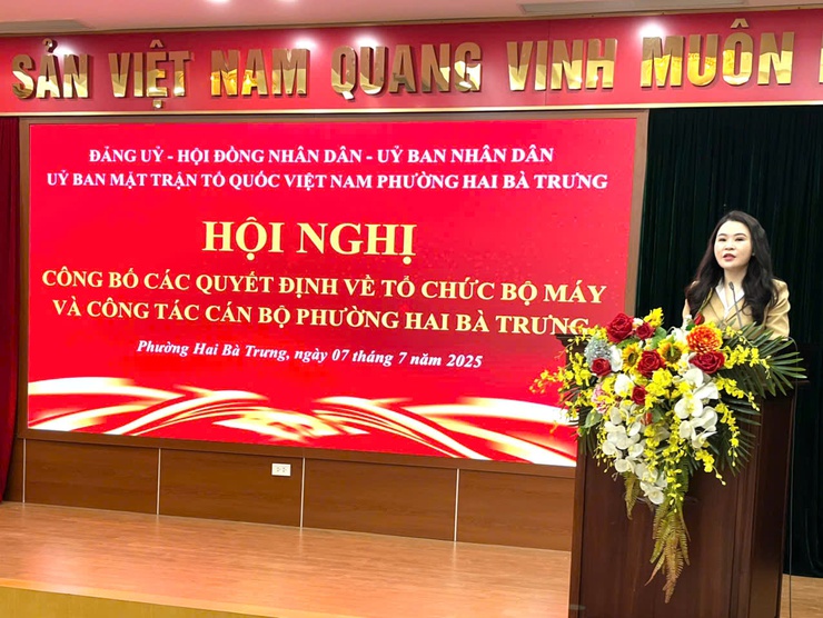 Phường Hai Bà Trưng: Tổ chức Hội nghị công các Quyết định về tổ chức bộ máy và công tác cán bộ phường.- Ảnh 3.
