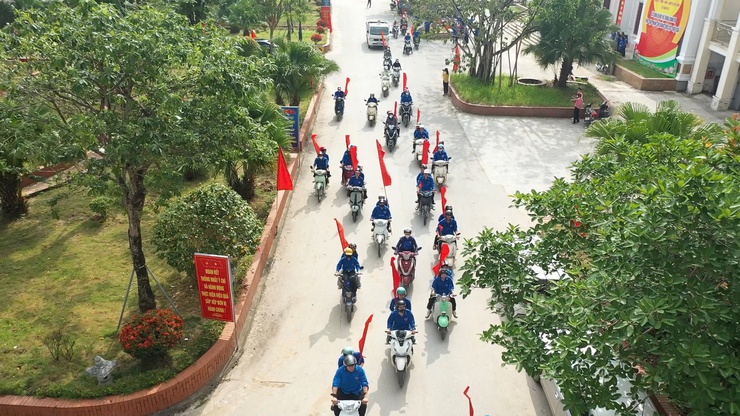 Xã Thanh Oai: 100 thanh niên tình nguyện hỗ trợ vận hành mô hình chính quyền hai cấp- Ảnh 8.