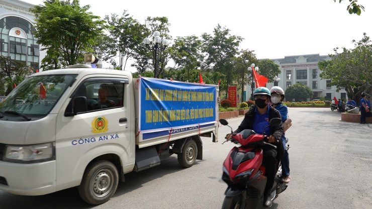 Xã Thanh Oai: 100 thanh niên tình nguyện hỗ trợ vận hành mô hình chính quyền hai cấp- Ảnh 7.