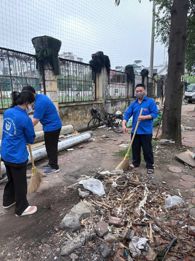 RA QUÂN VỆ SINH MÔI TRƯỜNG – CHÀO MỪNG THÀNH LẬP PHƯỜNG THANH LIỆT- TP HÀ NỘI- Ảnh 1.