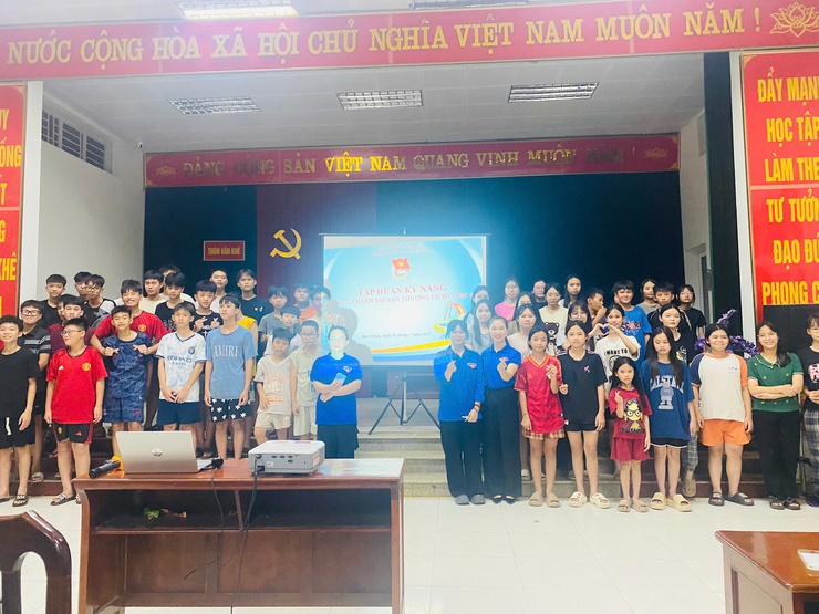 Tam Hưng tổ chức tập huấn kỹ năng phòng tránh đuối nước: Chung tay bảo vệ an toàn cho trẻ trong mùa hè- Ảnh 3.