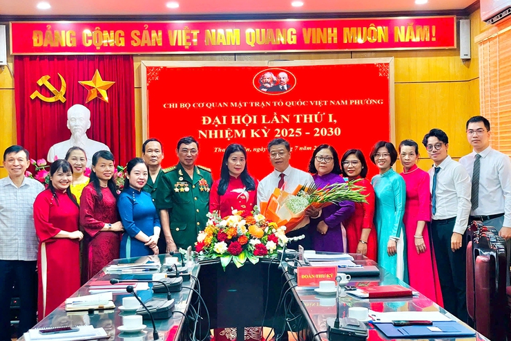 Đại hội chi bộ cơ quan Ủy ban MTTQ Việt Nam phường Thanh Xuân nhiệm kỳ 2025-2030 thành công tốt đẹp! - Ảnh 4.