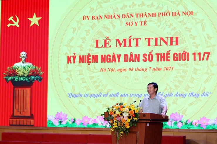 UBND phường Thanh Xuân phối hợp với Sở Y tế Hà Nội tổ chức Lễ mít tinh kỷ niệm 38 năm ngày Dân số Thế giới (11/7/1987-11/7/2025) - Ảnh 2.