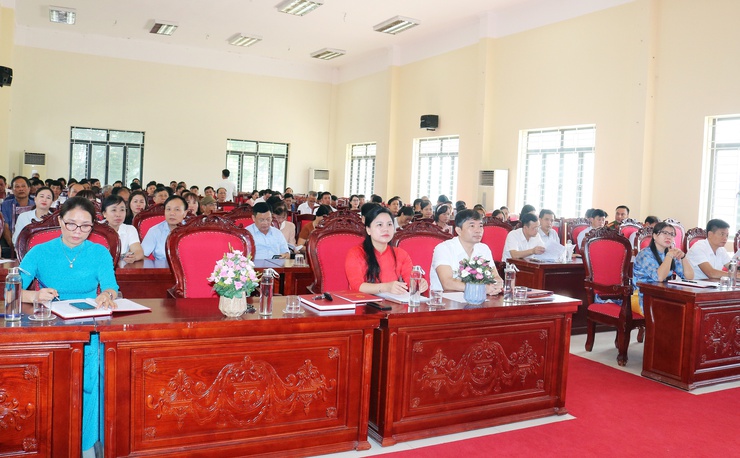 Hội nghị công bố và trao các quyết định về thành lập các cơ quan khối Đảng; cơ quan Ủy ban MTTQ xã; các Đảng bộ, chi bộ trực thuộc- Ảnh 1.