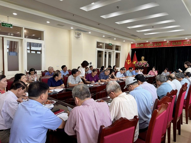 UBMTTQ Việt Nam phường Ngọc Hà tổ chức Hội nghị giao ban tháng 7 và triển khai nhiệm vụ 6 tháng cuối năm 2025- Ảnh 2.
