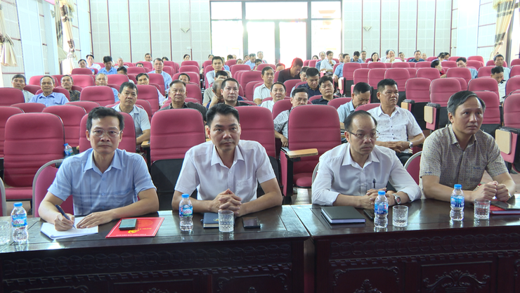 Đại biểu Quốc hội Thành phố Hà Nội - Đơn vị bầu cử số 5 tiếp xúc cử tri sau kỳ họp thứ 9 Quốc hội khóa XV- Ảnh 3.