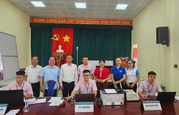 MTTQ xã Suối Hai giao ban với ngân hàng Chính sách xã hội- Ảnh 1.