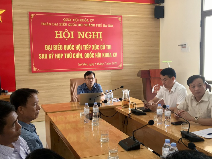 ĐẠI BIỂU QUỐC HỘI THÀNH PHỐ HÀ NỘI TIẾP XÚC CỬ TRI ĐƠN VỊ BẦU CỬ SỐ 10 SAU KỲ HỌP THỨ 9- Ảnh 1.