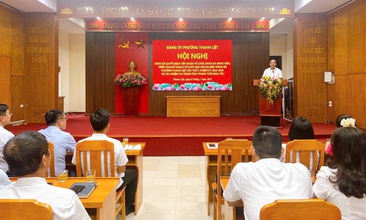 Đảng ủy phường Thanh Liệt: Công bố quyết định tiếp nhận tổ chức Đảng, Đảng viên và triển khai công tác Đại hội Đảng bộ phường lần thứ I- Ảnh 4.