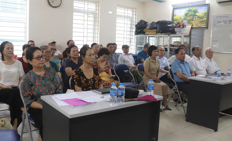 Chi bộ 19 phường Bạch Mai tổ chức kỳ sinh hoạt đầu tiên của chi bộ kể từ khi chính thức vận hành chính quyền địa phương 2 cấp
- Ảnh 3.