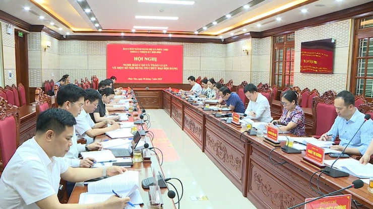 Ban Chấp hành Đảng bộ xã Phúc Thọ nghe báo cáo, thảo luận một số nội dung tổ chức Đại hội Đảng- Ảnh 5.