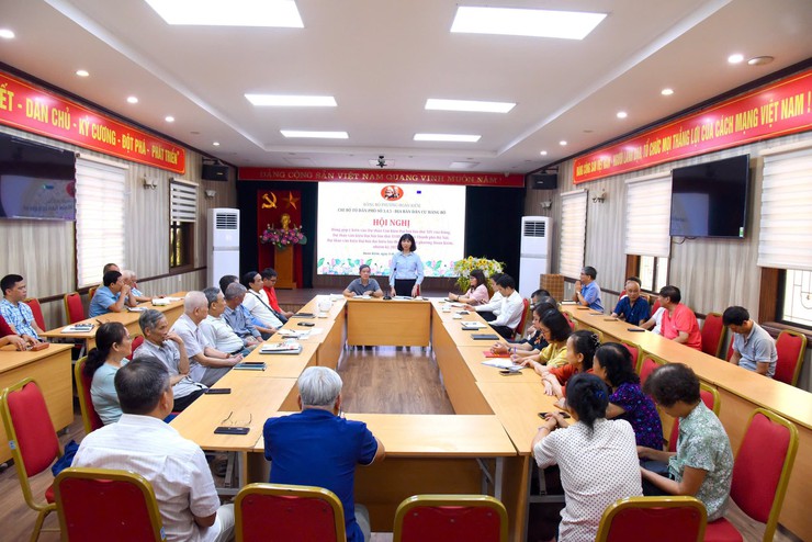 Phát huy trí tuệ tập thể, đóng góp xây dựng văn kiện Đại hội Đảng các cấp- Ảnh 4.