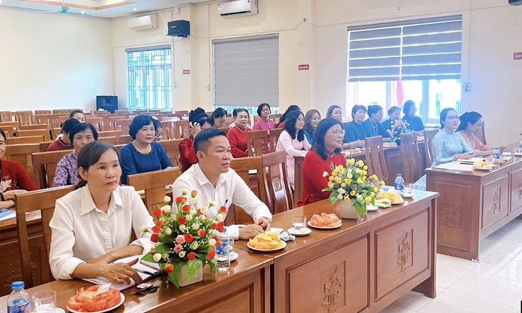 Hội LHPN phường Thanh Liệt: Công bố quyết định về công tác cán bộ nhiệm kỳ 2021 - 2026- Ảnh 1.