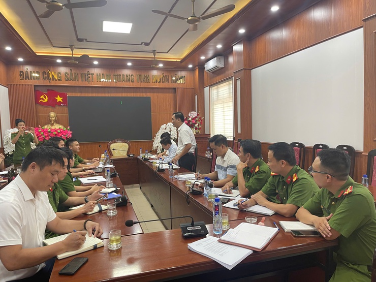 Đội chữa cháy và cứu nạn, cứu hộ khu vực số 20 - Phòng Cảnh sát PCCC&CNCH Công an Hà Nội triển khai thực hiện các nhiệm vụ trọng tâm trong công tác PCCC&CNCH trên địa bàn xã Thư Lâm- Ảnh 1.
