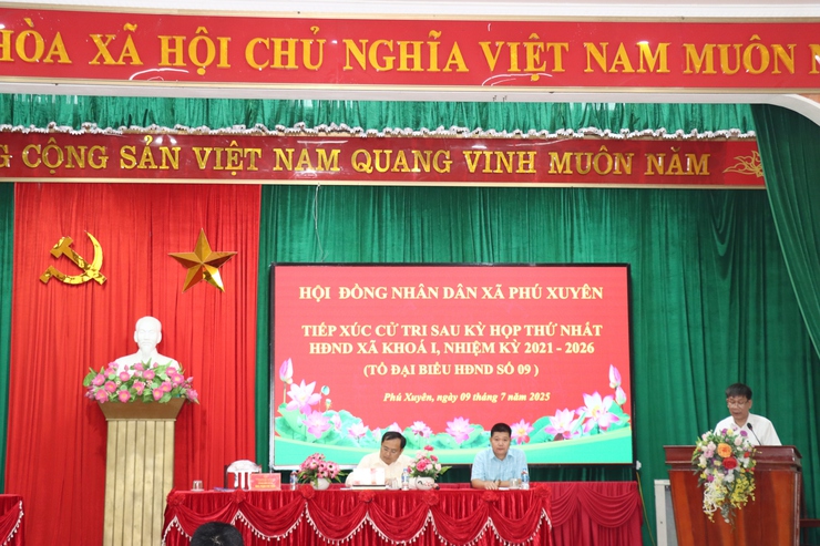Tổ đại biểu số 9 HĐND xã tiếp xúc cử tri- Ảnh 1.