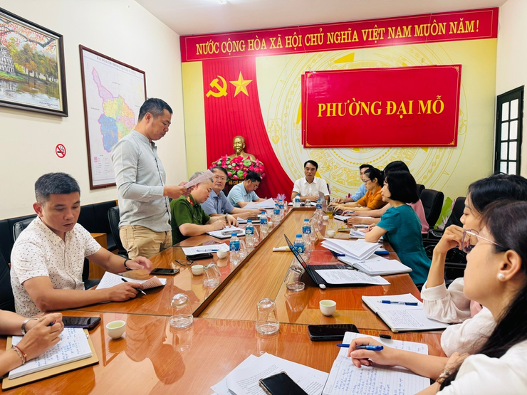 UBND phường Đại Mỗ: Kiên quyết ngăn chặn tình trạng bán và tiêu thụ thịt lợn nhiễm bệnh- Ảnh 2.