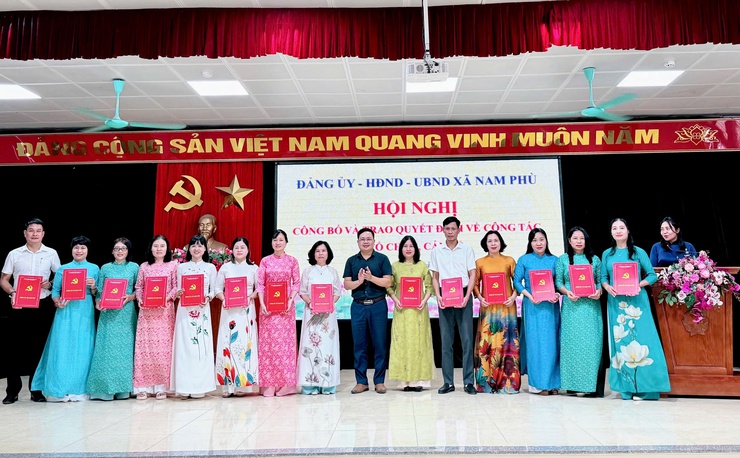 Cán bộ xã Nam Phù chủ động, tiên phong, vững vàng đổi mới- Ảnh 8.