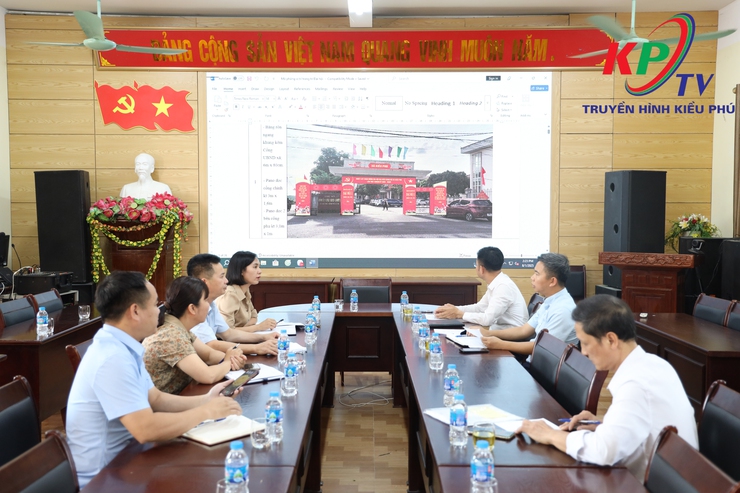 UBND xã Kiều Phú tổ chức hội nghị báo cáo tiến độ triển khai thực hiện các nhiệm vụ phục vụ Đại hội Đảng bộ xã lần thứ I- Ảnh 1.