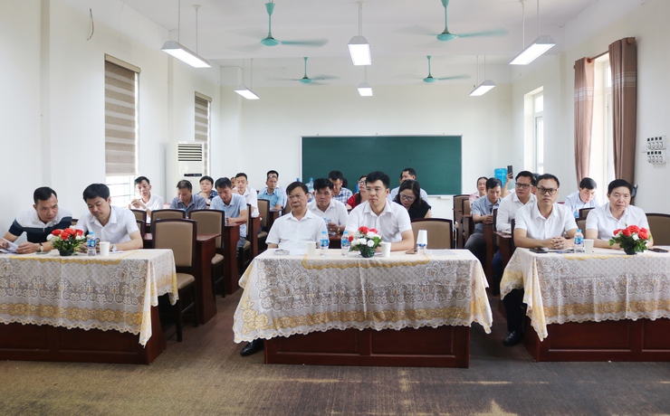 Khởi công Dự án sửa chữa cơ sở vật chất tại 4 trường học trên địa bàn- Ảnh 1.