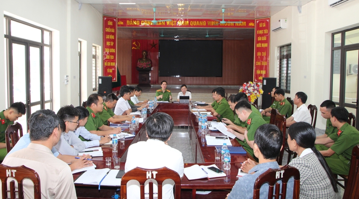 UBND xã Hòa Xá tổ chức hội nghị rà soát, phân công thẩm quyền quản lý nhà nước về PCCC và CNCH- Ảnh 1.